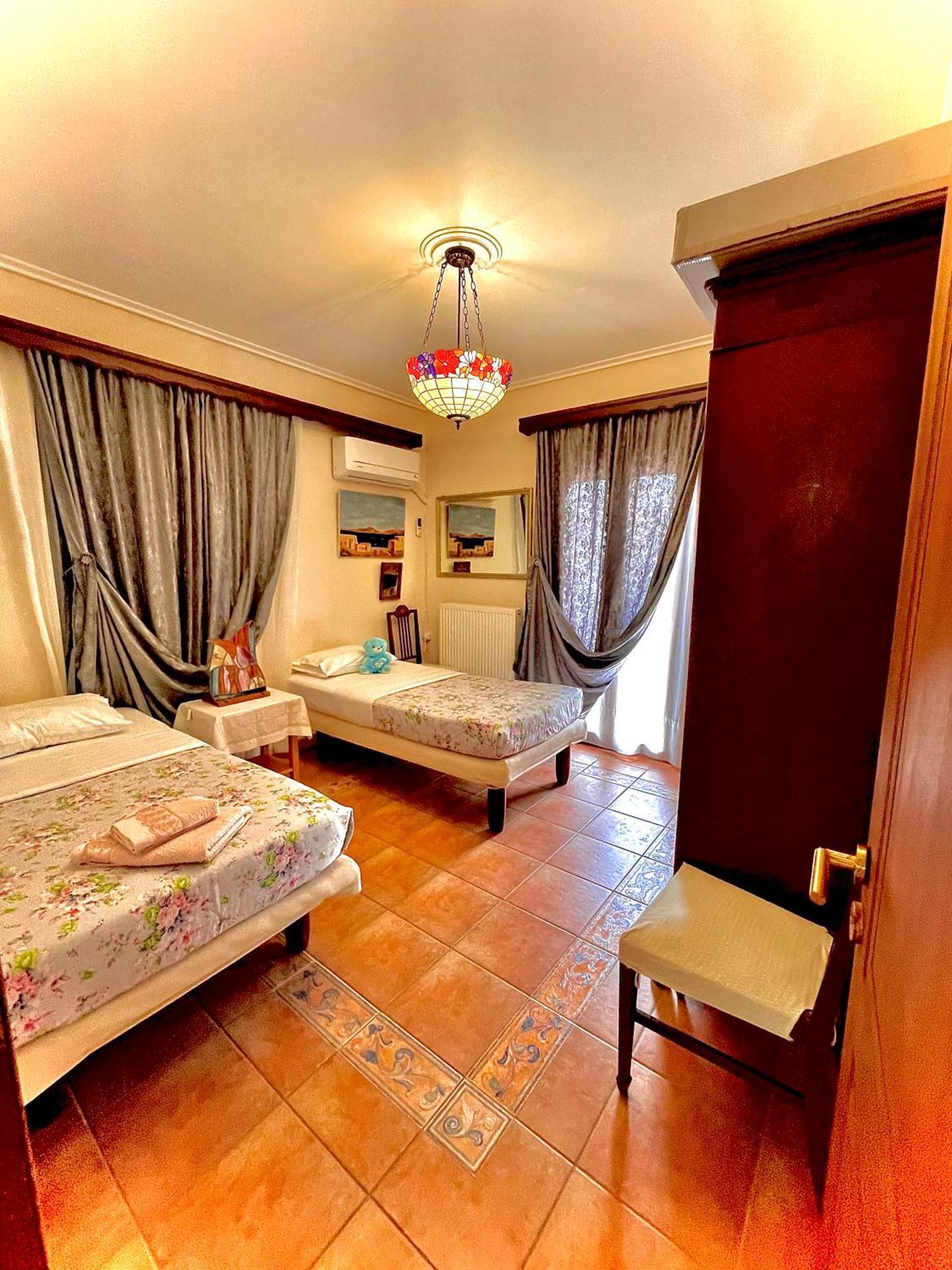 Odysseas Art Villa بوروس المظهر الخارجي الصورة